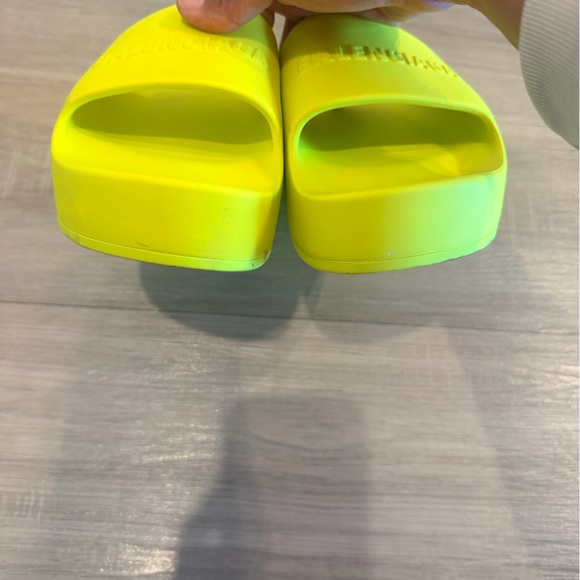 Balenciaga Platform Sandals Fluo Yellow - Picture 4 of 7